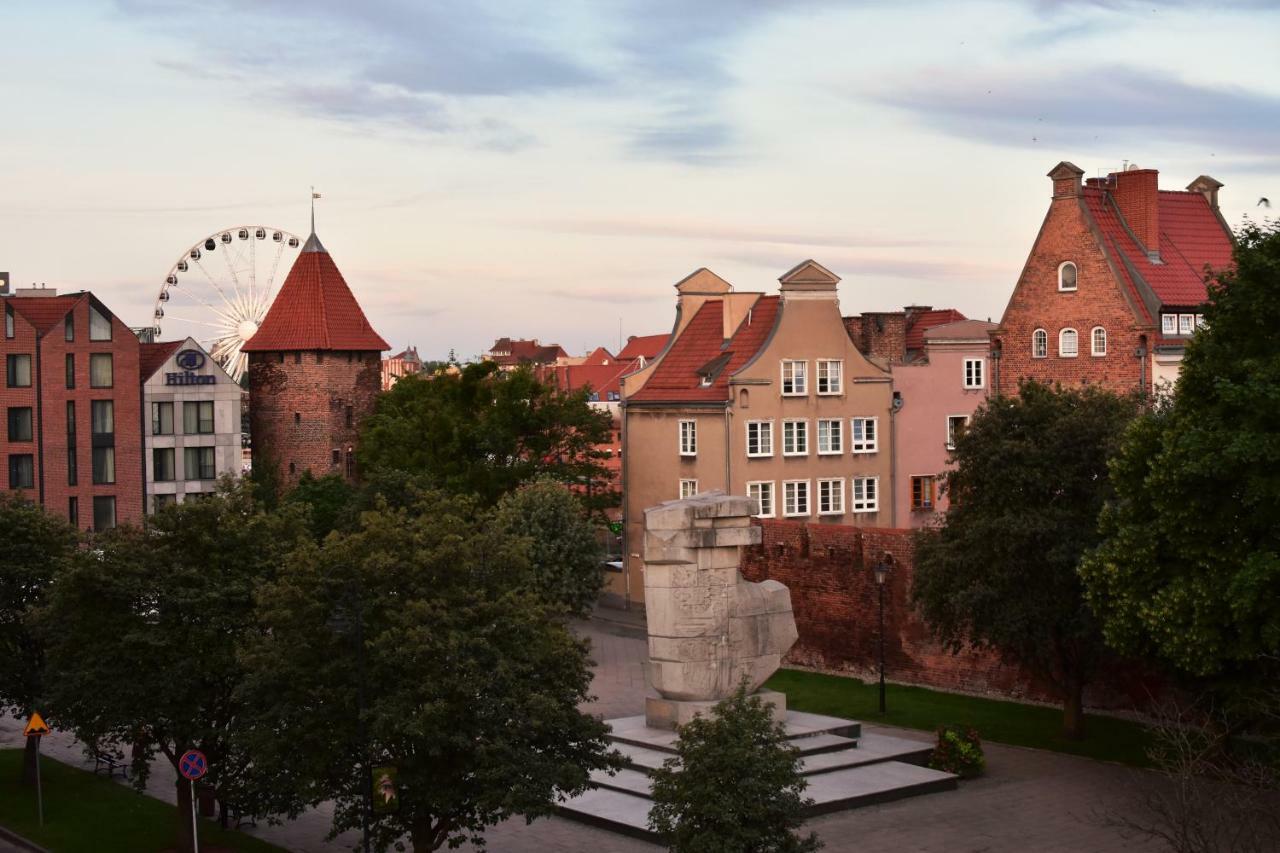 Hostel Przy Targu Rybnym Gdańsk Exteriör bild