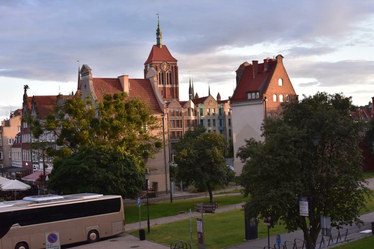 Hostel Przy Targu Rybnym Gdańsk Exteriör bild