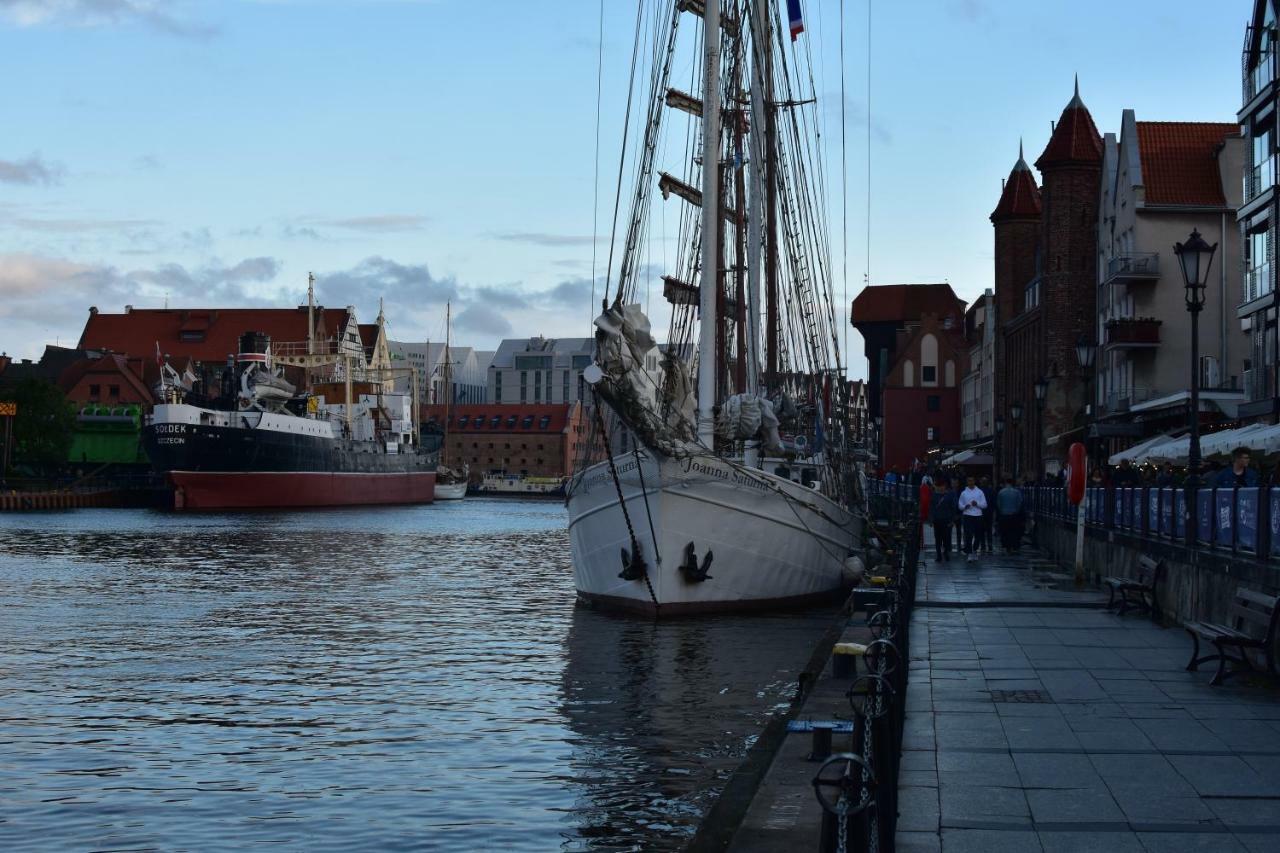 Hostel Przy Targu Rybnym Gdańsk Exteriör bild